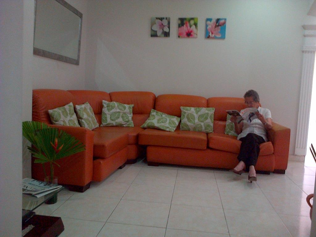 Hotel Orquidea Neiva ネイバ エクステリア 写真