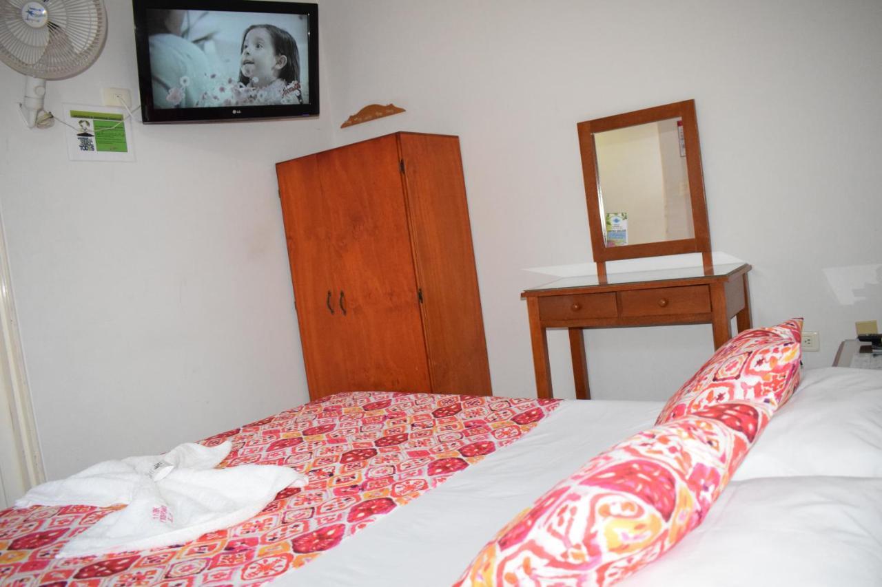 Hotel Orquidea Neiva ネイバ エクステリア 写真
